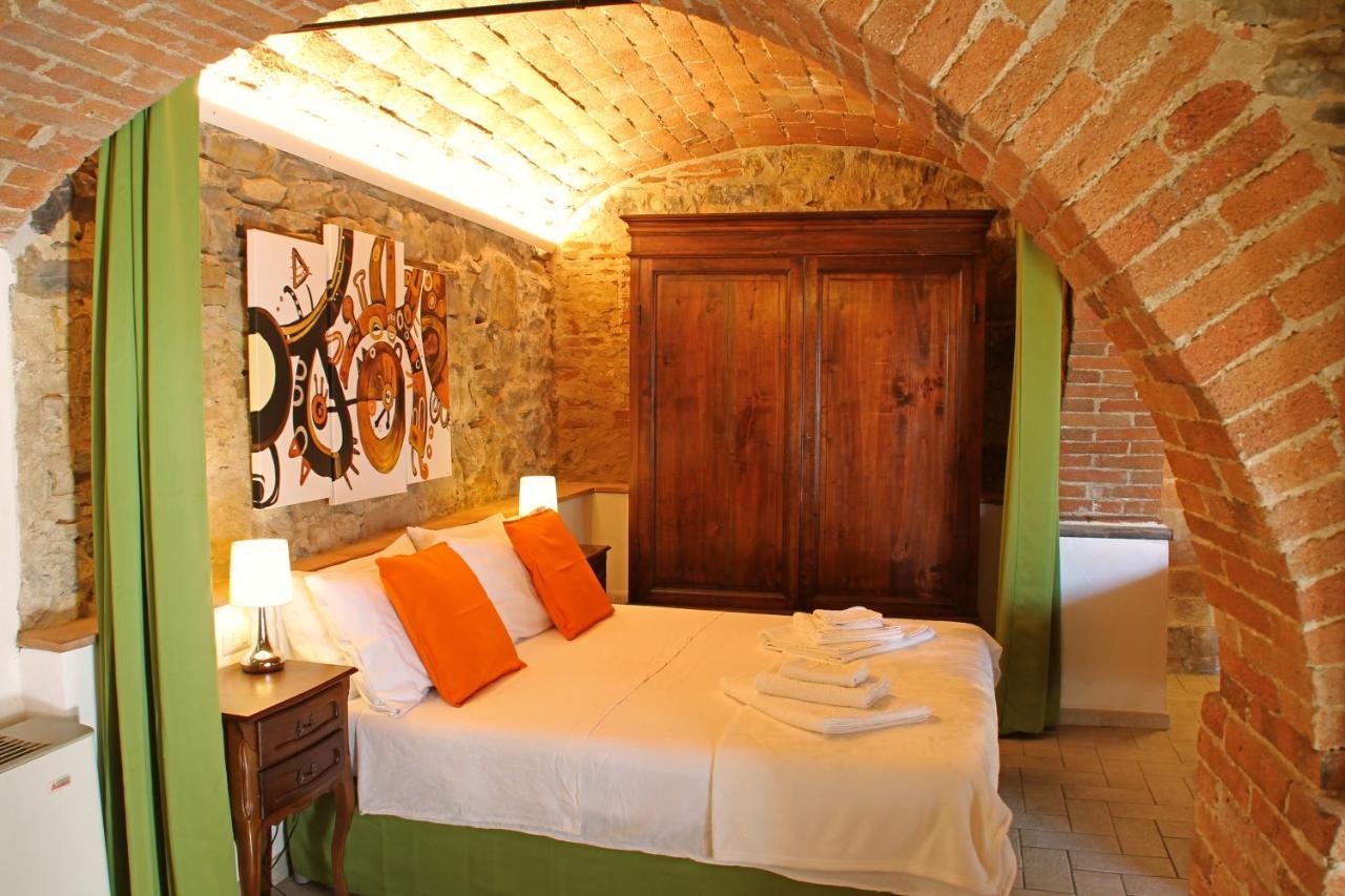 I Voltoni Di Corsignano Apartment Siena Luaran gambar